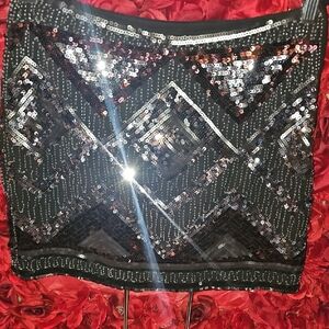 H & M Women's Sequin Embellished Black Skirt Size 8